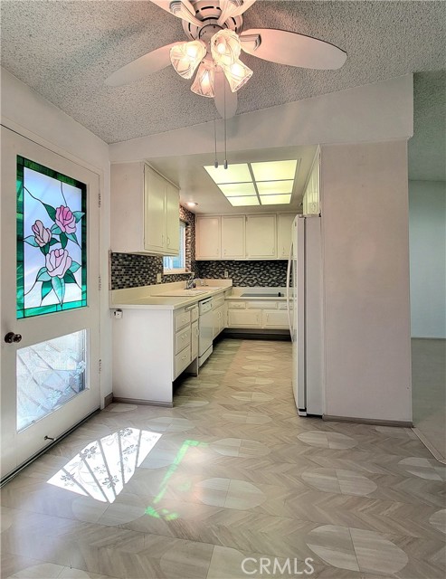 Detail Gallery Image 8 of 29 For 179 Avenida Majorca #C,  Laguna Woods,  CA 92637 - 2 Beds | 2 Baths