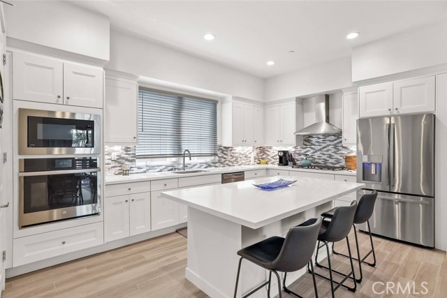 Detail Gallery Image 1 of 29 For 985 Doheny Way, Dana Point,  CA 92629 - 2 Beds | 2/1 Baths