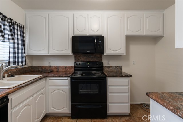 Detail Gallery Image 7 of 29 For 3411 Highwood Ct #159,  Simi Valley,  CA 93063 - 2 Beds | 1/1 Baths