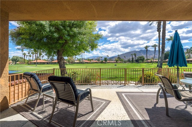 Detail Gallery Image 6 of 47 For 32 Haig Dr, Rancho Mirage,  CA 92270 - 2 Beds | 2 Baths