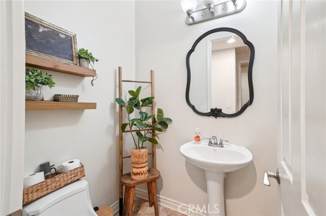 Detail Gallery Image 12 of 29 For 34333 Forest Oaks, Yucaipa,  CA 92399 - 4 Beds | 2/1 Baths