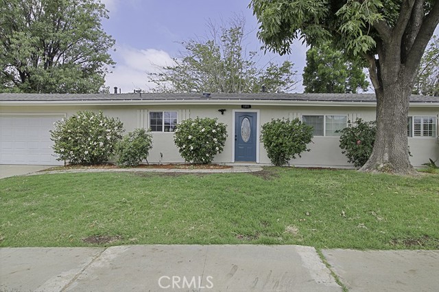 Detail Gallery Image 2 of 22 For 1891 Moore St, Simi Valley,  CA 93065 - 4 Beds | 2/1 Baths