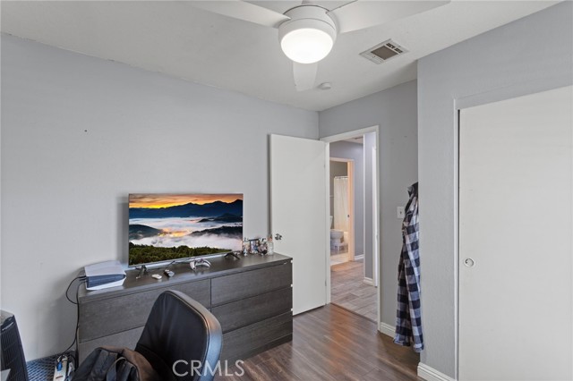 3405 Pickwick, Riverside CA: https://media.crmls.org/medias/4ce6a099-3310-4d16-ad53-97b9d87de563.jpg