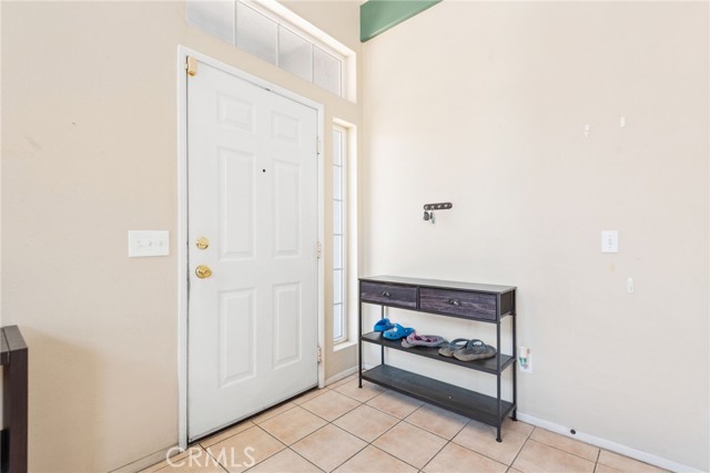 Detail Gallery Image 13 of 63 For 879 Glider Pl, San Jacinto,  CA 92582 - 5 Beds | 3 Baths