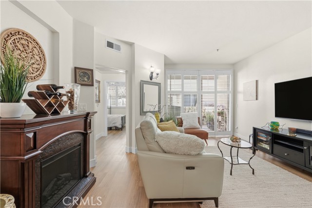 Detail Gallery Image 5 of 38 For 535 Magnolia #113,  Long Beach,  CA 90802 - 1 Beds | 1 Baths