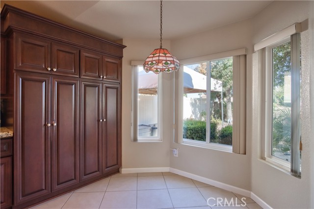 Detail Gallery Image 9 of 33 For 16820 Mediterranean Dr, Moreno Valley,  CA 92551 - 3 Beds | 2 Baths