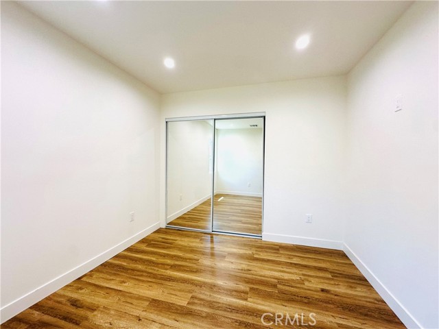 Detail Gallery Image 13 of 21 For 11104 Oxnard St, North Hollywood,  CA 91606 - 4 Beds | 3 Baths