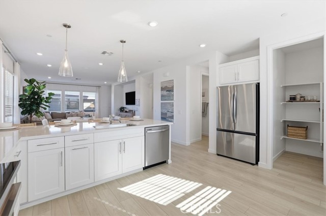 Detail Gallery Image 15 of 30 For 11442 Clover Ln, El Monte,  CA 91731 - 4 Beds | 3/1 Baths