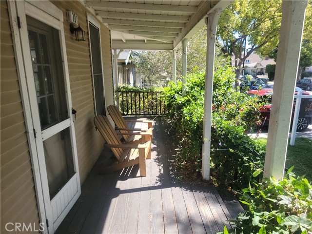 Detail Gallery Image 4 of 12 For 281 N Grand St, Orange,  CA 92866 - 3 Beds | 2 Baths