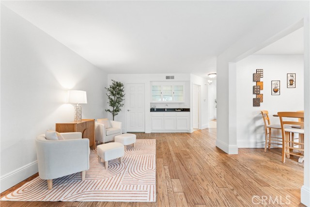 Detail Gallery Image 9 of 62 For 15 Firestone #4,  Irvine,  CA 92614 - 4 Beds | 2/1 Baths