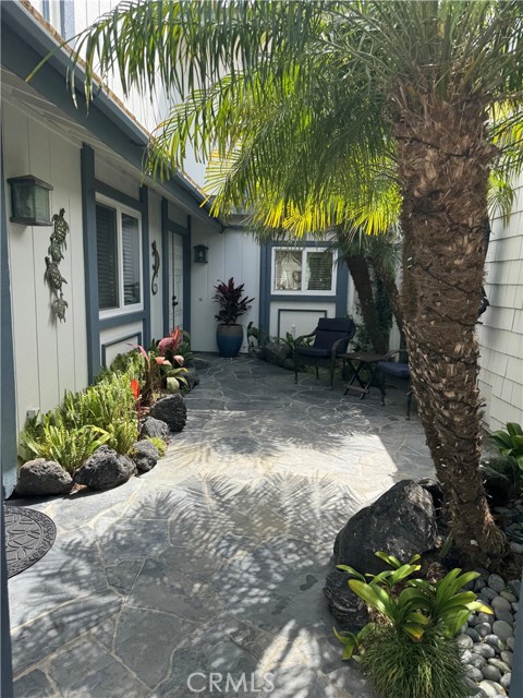 Front Image Thumbnail for CRSR26064156