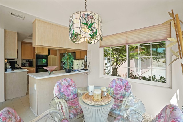 Detail Gallery Image 11 of 41 For 2124 Cervato Dr, Camarillo,  CA 93012 - 4 Beds | 2/1 Baths