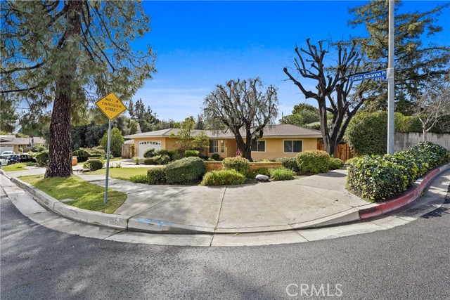Detail Gallery Image 23 of 28 For 8631 Santa Susana Pl, West Hills,  CA 91304 - 3 Beds | 2 Baths
