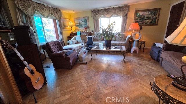 Detail Gallery Image 19 of 28 For 11223 Stagg, Sun Valley,  CA 91352 - 3 Beds | 2 Baths