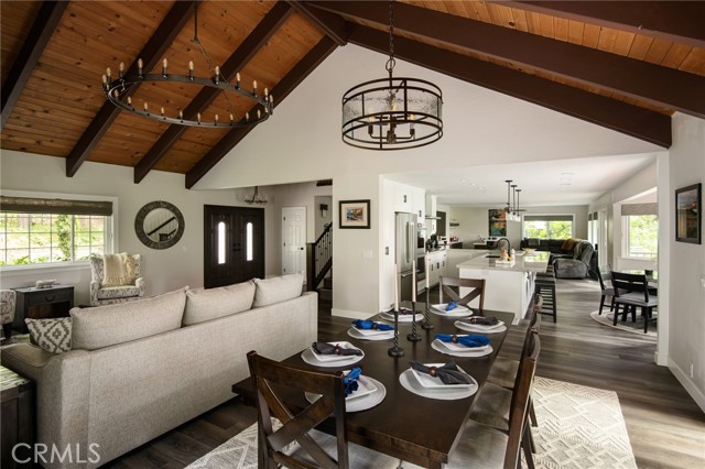 27843 Peninsula N Drive, Lake Arrowhead CA: https://media.crmls.org/medias/4cedba43-dc7a-4239-bc65-4898dc3fa044.jpg