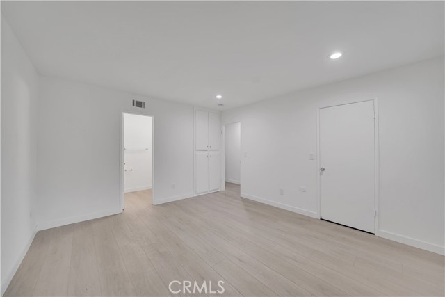 Detail Gallery Image 15 of 51 For 16722 Goldenwest St, Huntington Beach,  CA 92647 - – Beds | – Baths