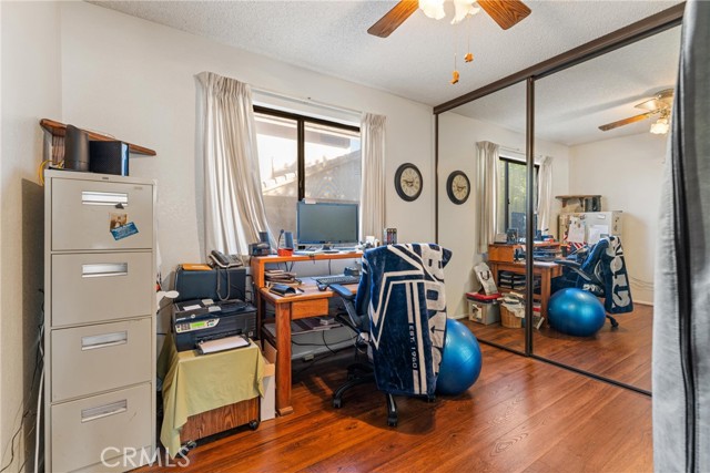 Detail Gallery Image 12 of 34 For 2323 Golden, Lancaster,  CA 93536 - 4 Beds | 3 Baths