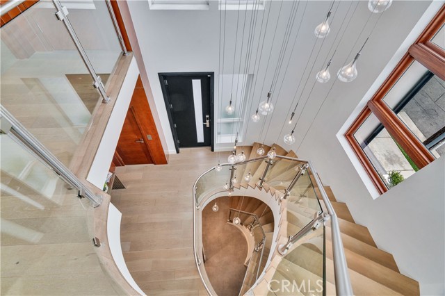 Detail Gallery Image 13 of 73 For 719 1st Pl, Hermosa Beach,  CA 90254 - 4 Beds | 4 Baths