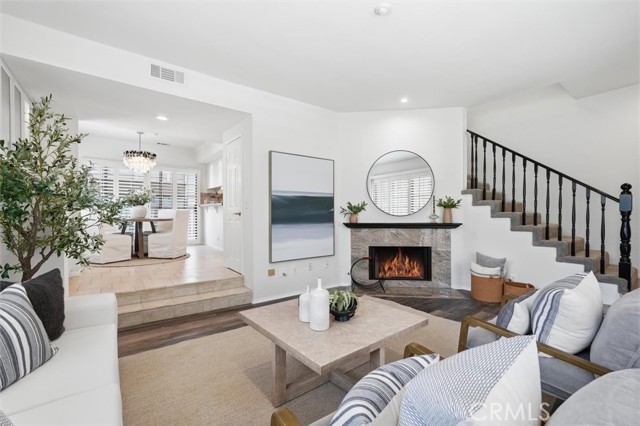 Detail Gallery Image 4 of 26 For 408 Avenue G #30,  Redondo Beach,  CA 90227 - 3 Beds | 2/1 Baths