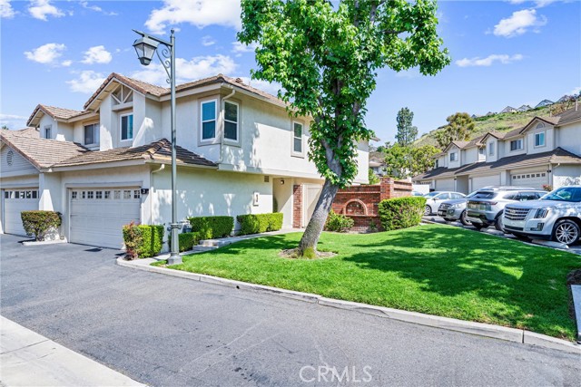 5847 E Rocking Horse Way, Orange CA: https://media.crmls.org/medias/4cee72d0-5cd6-450d-bbcd-b65ed4a63d7e.jpg