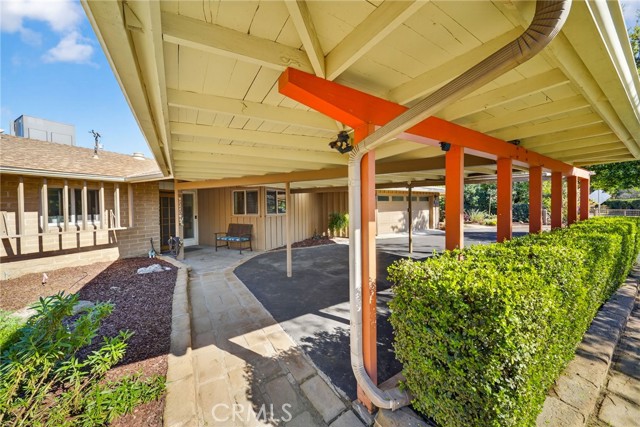 Detail Gallery Image 4 of 75 For 4872 N Arcade, Fresno,  CA 93704 - 4 Beds | 2 Baths