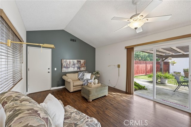 Detail Gallery Image 20 of 40 For 1496 Lemon Grove, Upland,  CA 91786 - 2 Beds | 2 Baths