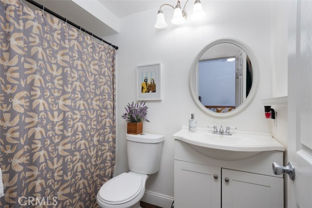 Detail Gallery Image 10 of 21 For 720 W 4th #110,  Long Beach,  CA 90802 - 1 Beds | 2 Baths