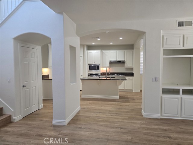 31532 Royal Oaks Drive, Temecula CA: https://media.crmls.org/medias/4cefab84-96b0-43ea-9528-66fe1a5b00ca.jpg