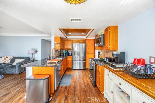 Detail Gallery Image 13 of 44 For 6592 San Benito, Rancho Cucamonga,  CA 91701 - 4 Beds | 3 Baths