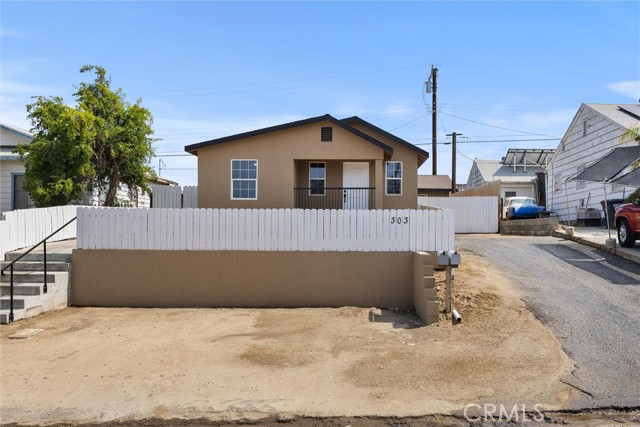 Detail Gallery Image 5 of 40 For 303 F St, Taft,  CA 93268 - – Beds | – Baths