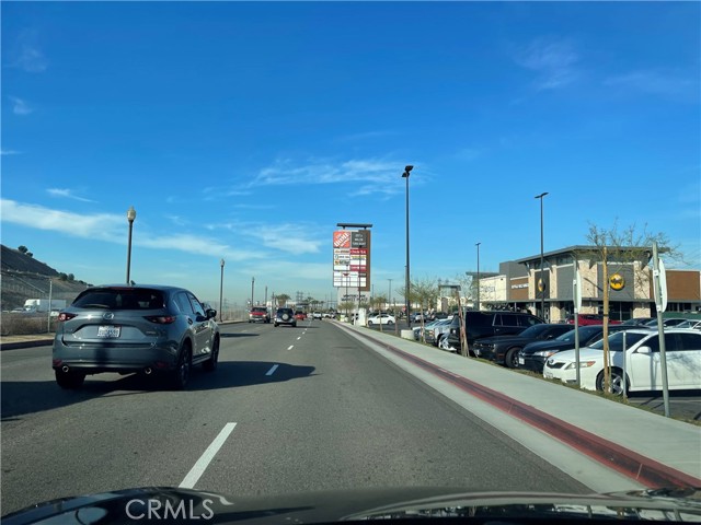 Detail Gallery Image 40 of 41 For 1620 Neil Armstrong St #203,  Montebello,  CA 90640 - 3 Beds | 2 Baths