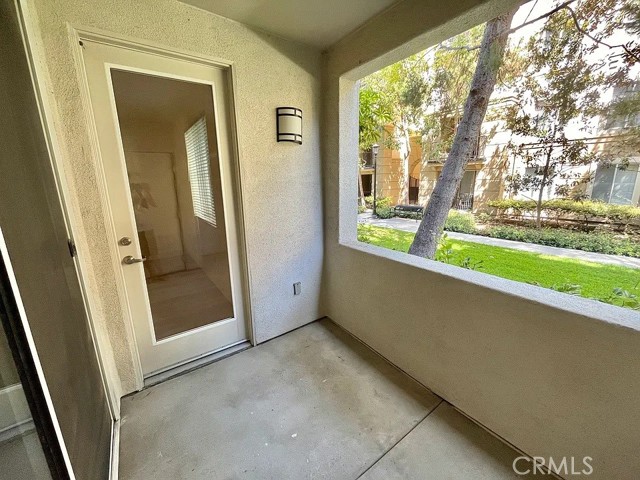 2164 Scholarship, Irvine CA: https://media.crmls.org/medias/4cf2dd98-77e5-4ad2-a189-6221e7cd435e.jpg