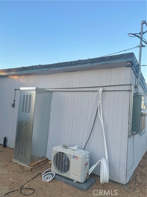 27172 Prospect Street, Boron CA: https://media.crmls.org/medias/4cf5ac4d-30dd-4283-a931-b79bca0d14de.jpg