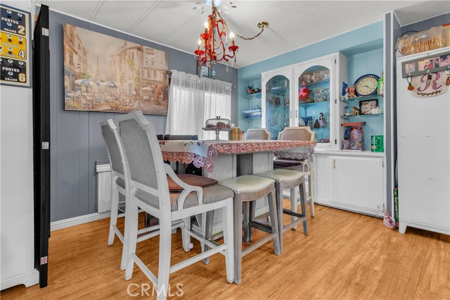 Detail Gallery Image 8 of 37 For 2550 Pacific Coast Highway, Torrance,  CA 90505 - 2 Beds | 2 Baths