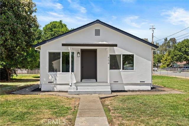 454 F St, Biggs CA: https://media.crmls.org/medias/4cf5dd17-bcb1-46f8-a193-8b40f2897c27.jpg