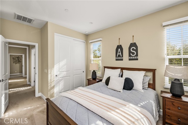 Detail Gallery Image 25 of 41 For 112 Mangrove Banks, Irvine,  CA 92620 - 4 Beds | 3 Baths