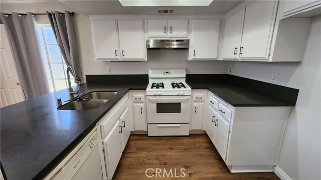 14786 Pioneer Blvd, Norwalk CA: https://media.crmls.org/medias/4cf7a074-9b8a-4930-bc1b-f82b4de003e6.jpg