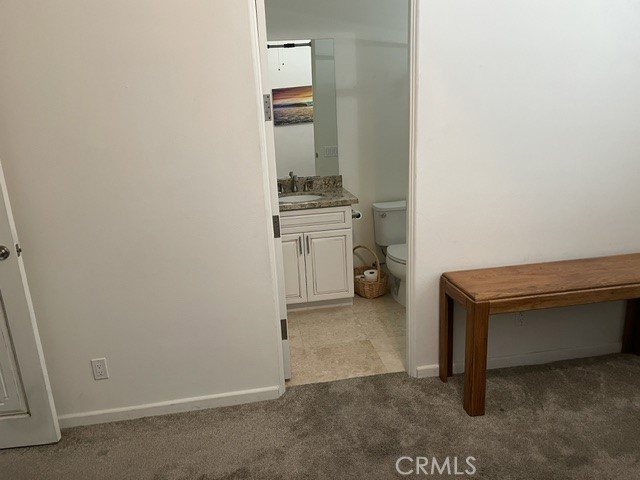 https://media.crmls.org/medias/4cf7b967-e238-4670-bc9f-631fc4d2683d.jpg?preset=X-Large