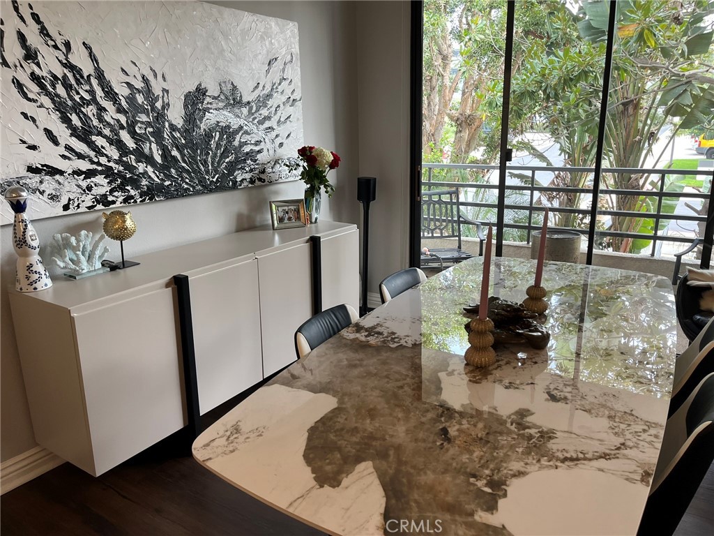 4cf7f575 B15e 405c 9bf6 3f3228f08c34