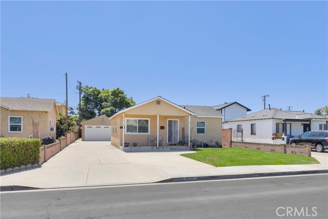 Detail Gallery Image 4 of 45 For 5572 Saint Ann Ave, Cypress,  CA 90630 - – Beds | – Baths