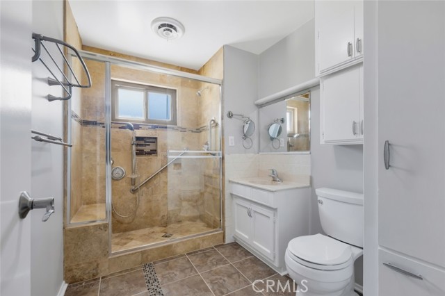 Detail Gallery Image 20 of 33 For 25030 Atwood Bld, Newhall,  CA 91321 - 4 Beds | 2 Baths