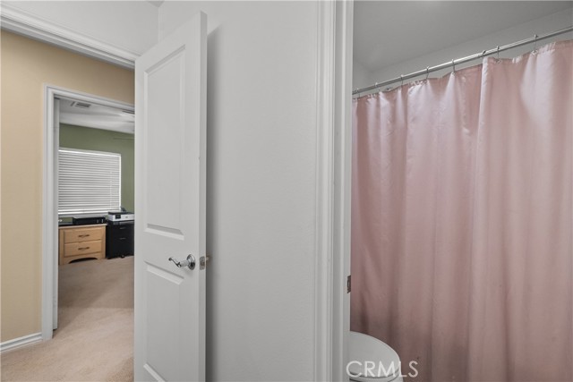 Detail Gallery Image 15 of 33 For 28369 Casselman Ln, Saugus,  CA 91350 - 3 Beds | 3 Baths