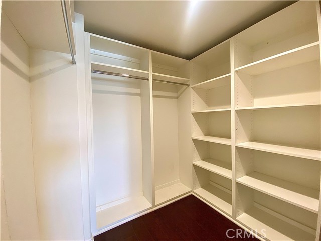 Detail Gallery Image 36 of 36 For 845 S Plymouth Bld Ph3,  Los Angeles,  CA 90005 - 3 Beds | 2/1 Baths
