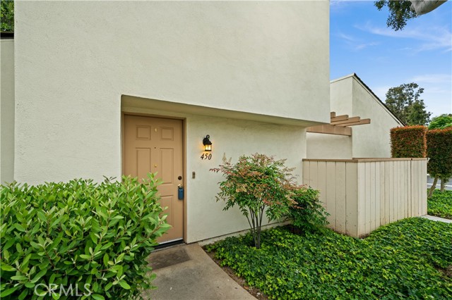 Detail Gallery Image 2 of 14 For 450 Shady Ct, Brea,  CA 92821 - 2 Beds | 1 Baths