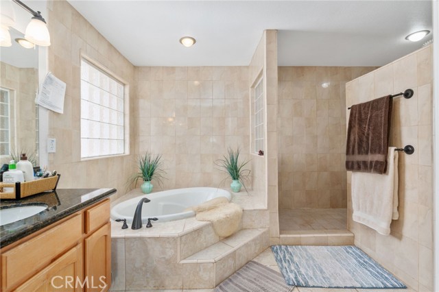 Detail Gallery Image 21 of 60 For 15015 Sycamore St, Hesperia,  CA 92345 - 4 Beds | 2/1 Baths