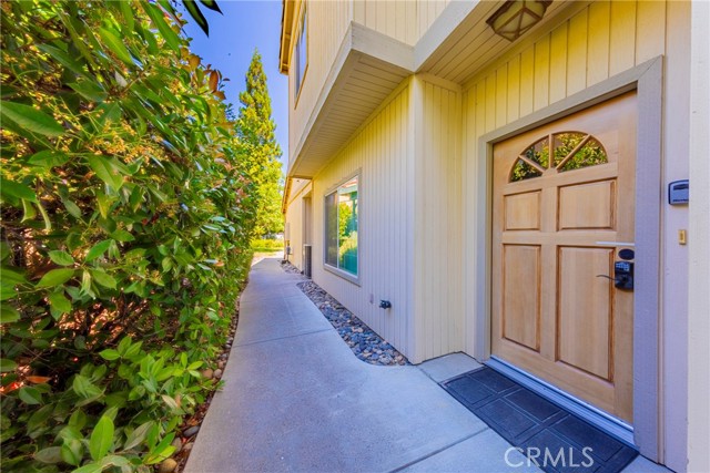 Detail Gallery Image 2 of 55 For 40333 Road 222 #102,  Bass Lake,  CA 93604 - 4 Beds | 2/1 Baths