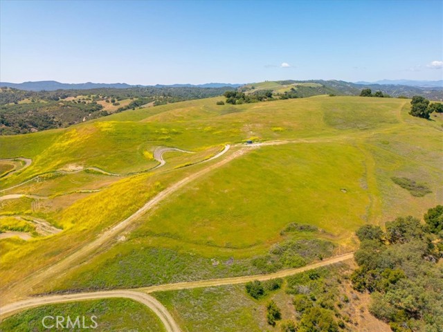 74650 Interlake Road, Bradley CA: https://media.crmls.org/medias/4cfde08c-4519-423e-a92e-6cb10b6c8a2a.jpg