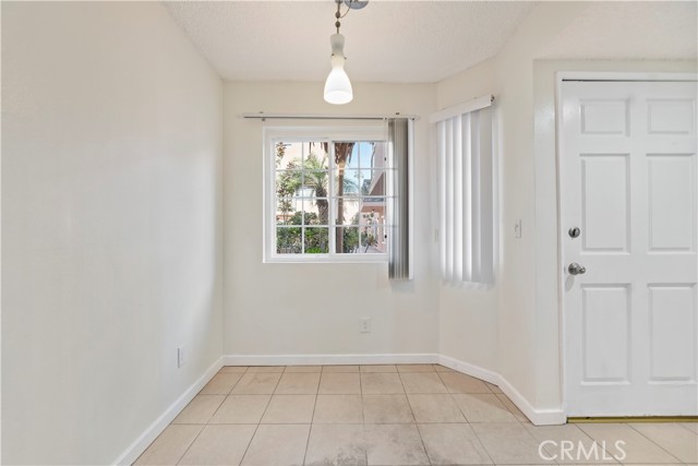 Detail Gallery Image 13 of 46 For 147 W Acacia Avenue Unit#104, Glendale,  CA 91204 - 2 Beds | 2/1 Baths