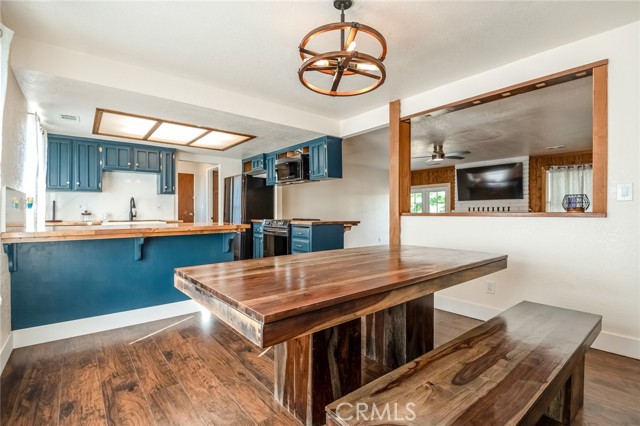 Detail Gallery Image 6 of 19 For 3654 Thompson, Selma,  CA 93662 - 3 Beds | 2 Baths