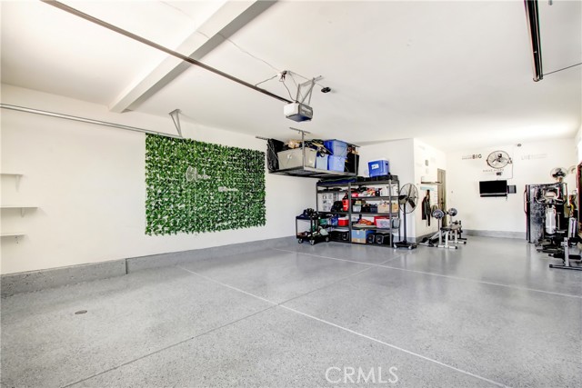 9271 Millionaire Lane, Riverside CA: https://media.crmls.org/medias/4cff76bf-811c-4bab-98e3-d708c6c6572d.jpg